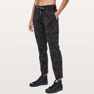 Lululemon On The Fly Pant